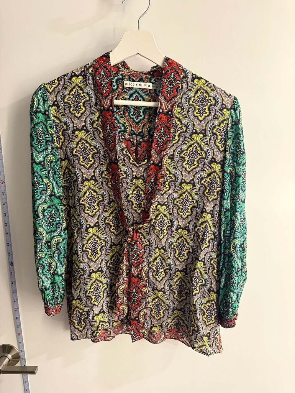 Alice + Olivia Paisley Print Long Sleeve Blouse Size S/P
